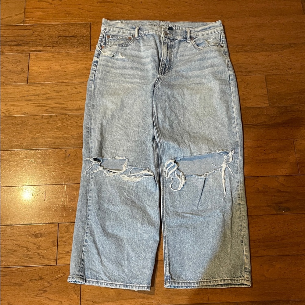 American Eagle Outfitters Distressed Light Blue Strigid High-waisted Denim